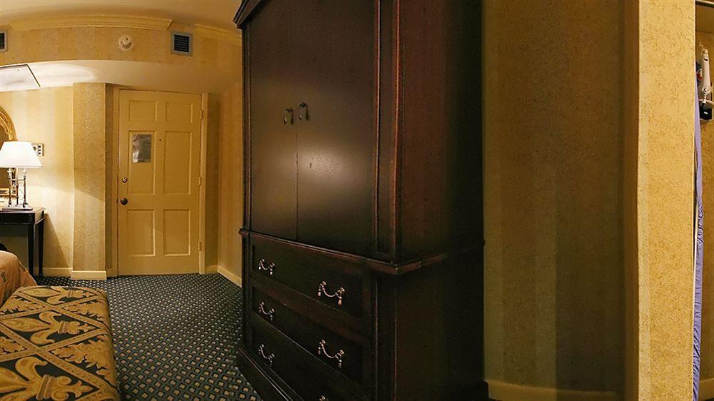 Place D'Armes Hotel Новый Орлеан Экстерьер фото